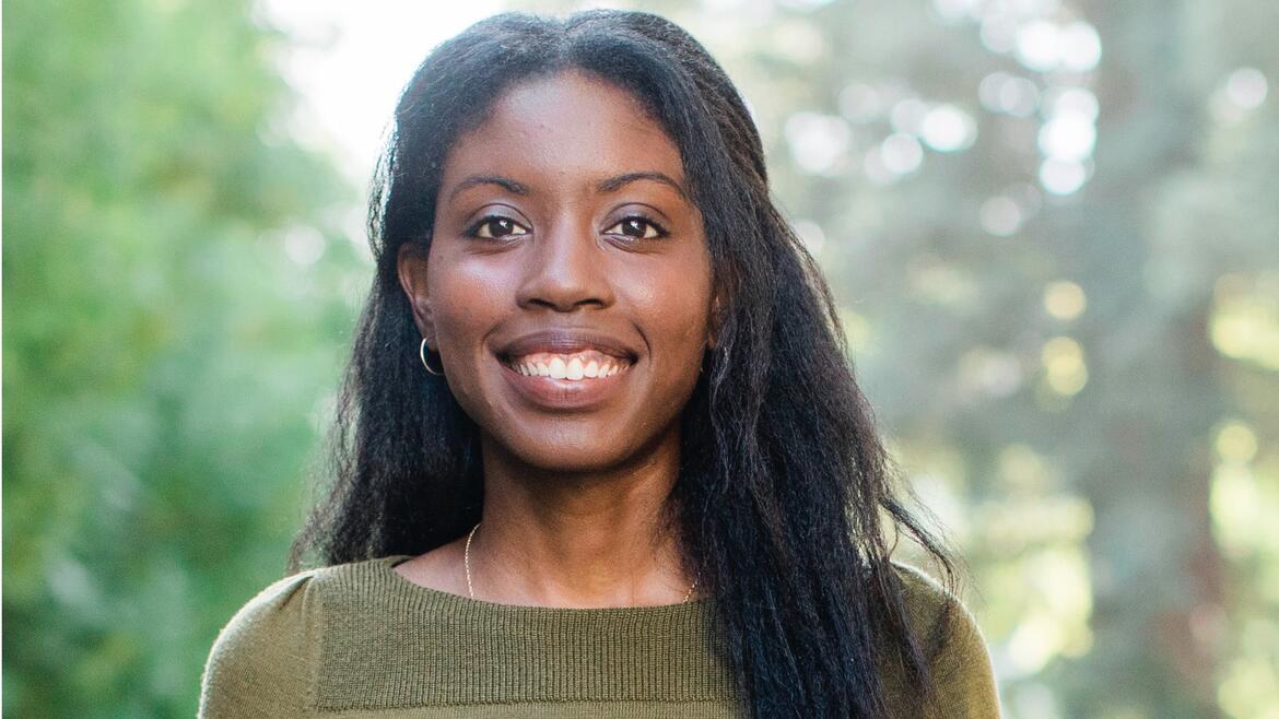 Dr. Leah Guthrie