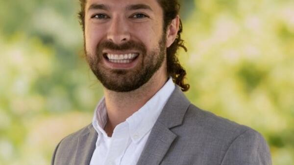 Dr. Aidan Gilchrist